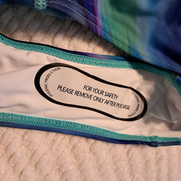 Attarco One Piece Swimsuit Size S - Picture 4 of 15